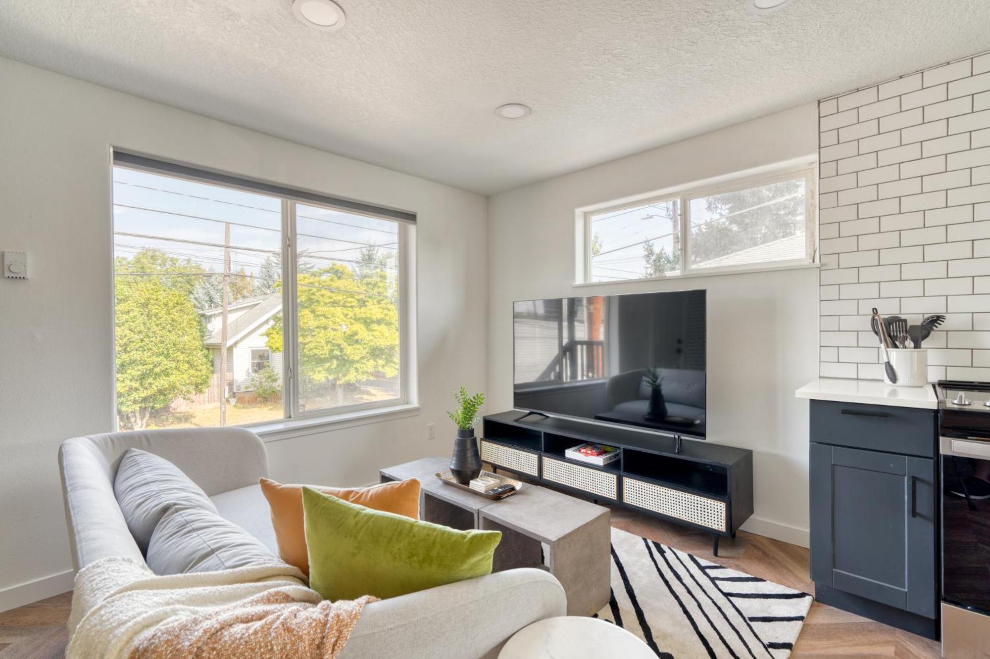 Collection - The Perfect Artist's Retreat In Woodstock * Portland