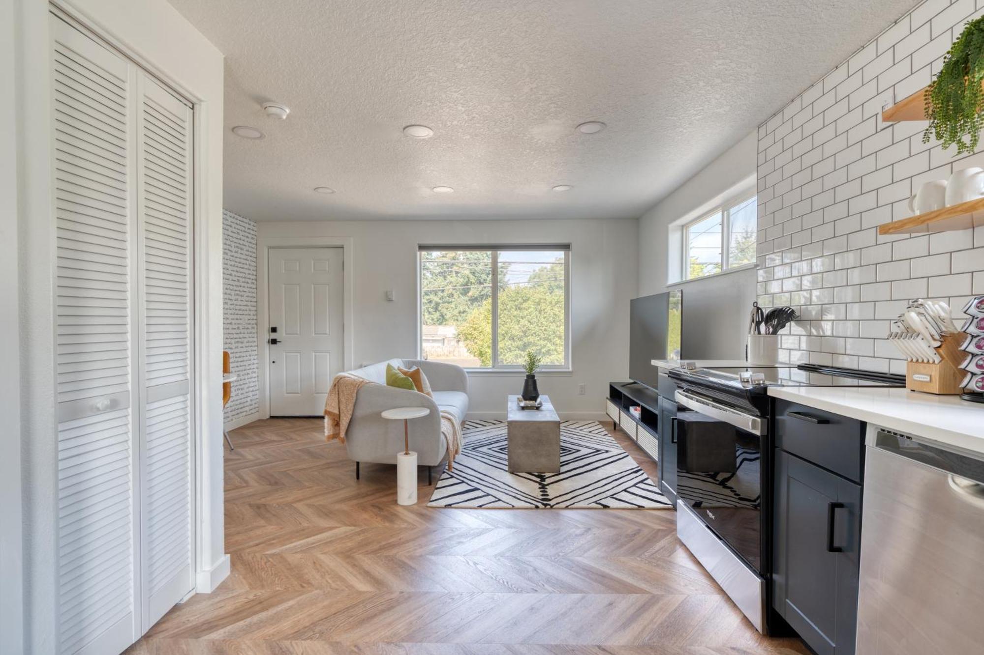 Collection - The Perfect Artist's Retreat In Woodstock Apartment