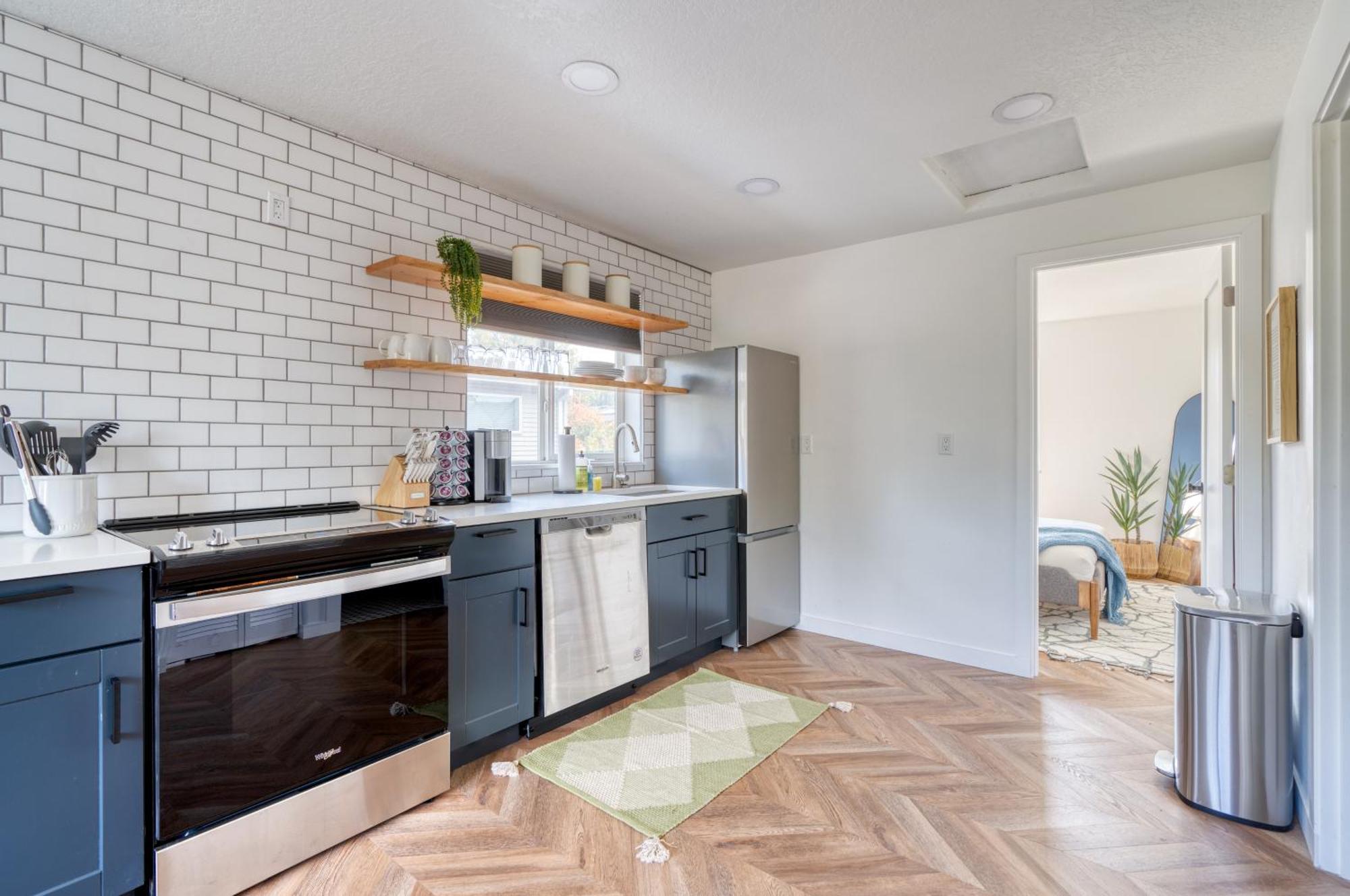 Collection - The Perfect Artist's Retreat In Woodstock Portland