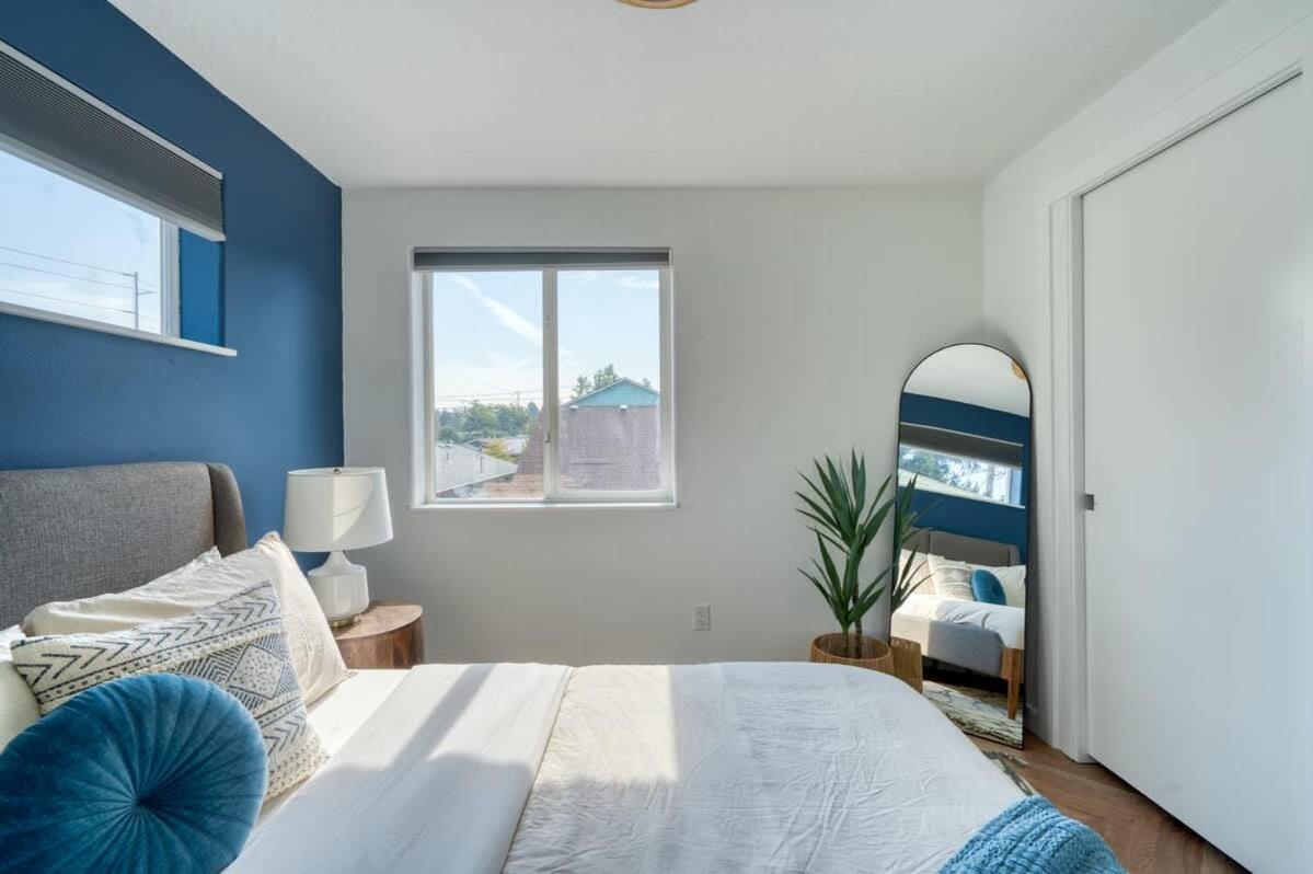 Collection - The Perfect Artist's Retreat In Woodstock Apartment