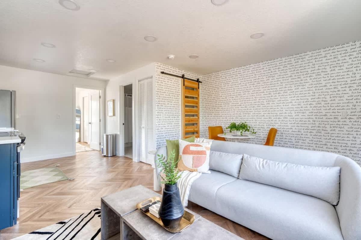 Apartment Collection - The Perfect Artist's Retreat In Woodstock *